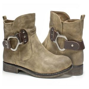 Muk Luks Hayden boot